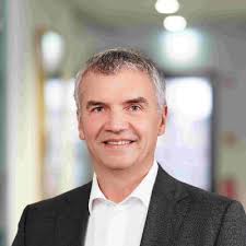 I'm beyond excited to share that I'll be joining Straumann Group as Chief  Financial Officer starting July 1, 2025!