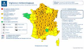 Ces orages s'accompagneront de violentes rafales de vent pouvant atteindre 100 à 120 km/h voire localement plus, de fortes chutes de grêle, d'une activité . Orages Grele Et Vent Pour Aujourd Hui La Normandie En Vigilance Orange Et Jaune