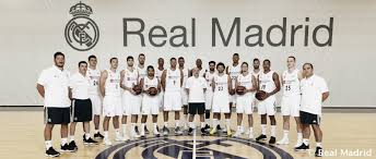 La plantilla protagonizó el acto de presentación y al que también acudieron el director de relaciones institucionales del real madrid, emilio butragueño, y álvaro arbeloa, embajador del equipo. Analisis De La Plantilla Del Real Madrid De Baloncesto 2018 19 Vavel Espana