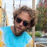 Dan Huebner's Instagram, Twitter & Facebook