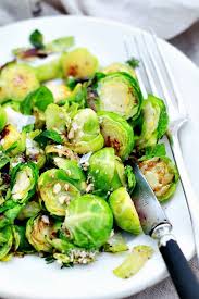 Le Chou De Bruxelles Tout Simplement Via Http Cuisiner Avecnico Com Recettes De Cuisine Choux De Bruxelles Plat Legume