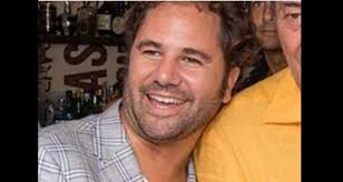 Detienen en España a Weinberg, prestanombres de García Luna