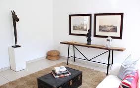 Beauty and style for many of us seeing an african themed living room is almost like stepping onto the savannah in person. 41 Striking Africa Inspired Home Decor Ideas Digsdigs
