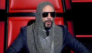 Ο πάνος μουζουράκης με την εμφάνισή του έδειξε ξεκάθαρα ότι είναι έτοιμος να ριχτεί στην μάχη του τελικού του the voice. O Ippoths Panos Moyzoyrakhs Ston Teliko Toy The Voice In Gr