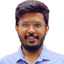 Doctor ranks first in critical care exam