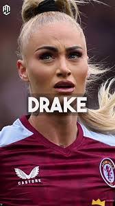 Alicia Layman's Instagram, Twitter & Facebook