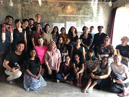 394, 7th mile bazaar, jalan penrissen, sentosa central, 93250 kuching, sarawak, malaisia. Unschool Fellowships The Unschool Making Positive Systems Change