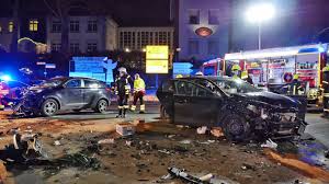 Läden in neunkirchen, eine übersicht der öffnungszeiten und verkaufsoffenen sonntage von wohnboulevards und läden in neunkirchen. Verkehrsbehinderungen In Neunkirchen Salchendorf Trummerfeld Nach Verkehrsunfall Neunkirchen