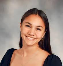 Kiley Mahoney's Instagram, Twitter & Facebook