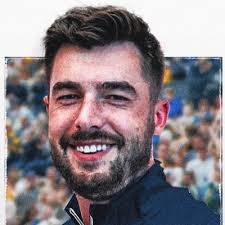 Jim Roe's Instagram, Twitter & Facebook