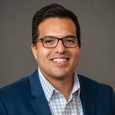 Celebrating our graduating Spring 2024 Year Up interns!