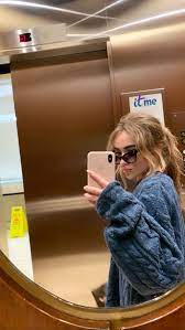 Pin By Gorgia Hudish On Lockscreens Sabrina Carpenter Outfits Sabrina Carpenter Style Sabrina Carpenter