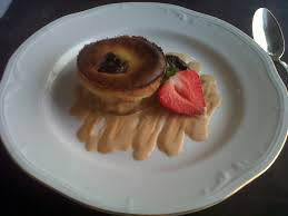 Le restaurant occupe une grande alcôve, bâtie à flanc de coteau qui servait initialement au stockage de la farine. Le Moulin Des Saveurs A Barbaste Kalakarrika Kalakarrika