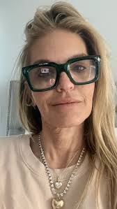 Fire update 🙏, Schools cancelled and we are preparing in case we have to  evacuate 🥹 , Stay Safe Everyone 🙏, Please if we can help in any way dm me  🙏🙏🙏