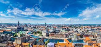 Dinamarca y suecia mantuvieron durante los siglos xvi al xviii luchas y rivalidades por el dominio en el mar báltico y los ingleses montaron en cólera y atacaron copenhague por mar en 1801 y 1807. Gran Vista Panoramica De Copenhague En Dinamarca Fotos Retratos Imagenes Y Fotografia De Archivo Libres De Derecho Image 51450304