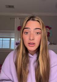 Claire Ansley's Instagram, Twitter & Facebook