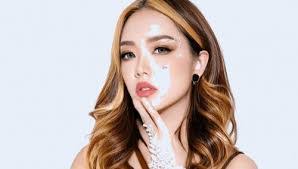 Nicole Chen's Instagram, Twitter & Facebook