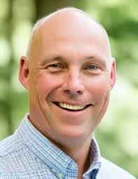 Allen Ennis's Instagram, Twitter & Facebook