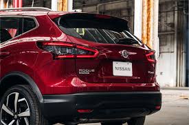 Reviewed by bribookcos december 02, 2020. 2020 Nissan Rogue Sport Review Trims Specs Price New Interior Features Exterior Design And Specifications Carbuzz