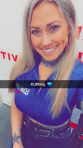 @kendalbutcher_ #kbswolfpack #friendsontiktok🔥🤝😎 #family #wolf #baddies  best in the bizz