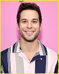 Skylar Astin Photos, News, Videos and Gallery