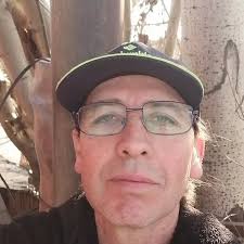 I'm a 55 year old, never married, I'm a high school teacher. 👋🙂 I need  friendship........ Threads.