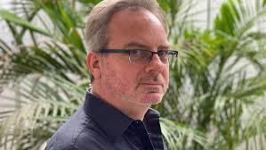 Stranger Than Fiction (2006)