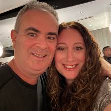 What are the recommendations for campus housing at UCF?