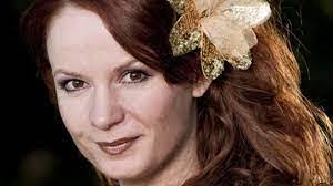 Shelley Eddy's Instagram, Twitter & Facebook