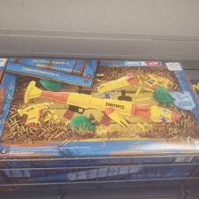 Includes 4 nerf fortnite blasters, 3 bush targets, 2 nerf rockets, and 30 nerf elite darts • fornite blaster replicas: Fortnitenerfgun Hashtag On Twitter