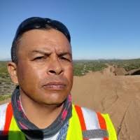 40+ perfiles de «Julio Llamas»