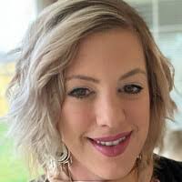 40+ "Amanda Fortune" profiles