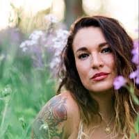 Jamie Pena's Instagram, Twitter & Facebook