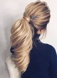 A trim of this kind keeps you could walk in only looking to get your normal trim and end up going on a new direction with the color. Ingrown Hair In Eyebrow Justin Bieber New Hair 2018 Walk In Hair Salons Near Me 98661 Hair Bundles Elegant Ponytail Hair Styles Ponytail Hairstyles Easy
