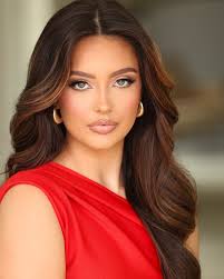 Beautiful and such a talented dancer!! I love your face @cassierosss hair,  makeup, photo: @angelsamples