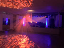 Créée à bordeaux en 2004 l'entreprise llinx est née avec la passionnante ambition de faire partager des moments de gaieté. Prix D Un Dj Pour Une Soiree D Anniversaire Bordeaux Gironde Materiel Son Lumiere Et Video A Bordeaux Eclair Sono