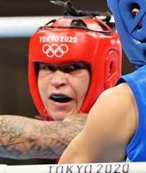 Beatriz iasmin soares ferreira (born 9 december 1992) is a brazilian boxer. F1t6d0qd15l Um