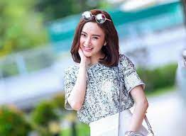 Angela phương trinh người mẹ nhí. Angela PhÆ°Æ¡ng Trinh Tá»« Ba Máº¹ Nhi Ä'Æ°á»£c Khan Giáº£ Yeu Máº¿n Ä'áº¿n Gai HÆ° Showbiz Tan Má»™ng Thi Hoa Háº­u Viá»‡t Nam