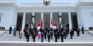 Nusa tenggara barat merupakan daerah tujuan wisata nasional dan internasional. Membongkar Besaran Gaji Menteri Jokowi Lebih Kecil Dari Anggota Dpr Merdeka Com