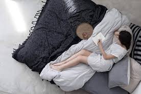 In theory, your bedroom should be the most comfortable room in your house, but it's easy to sacrifice comfort when your design. Candor Make Your Bedroom Feel Extra Cozy Soon All Bed Items In Web Page Cp Mar Eye Bed Beds Mondaymood Stayinbed Comfort Relax Best Cosy Bedroom