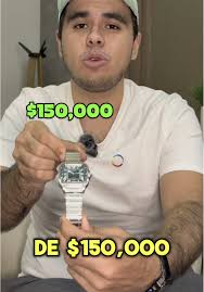 Ahórrate una lanita con este reloj blanco