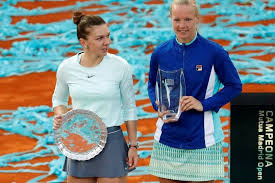 Simona halep a câștigat sâmbătă seara finala turneului de la madrid, în fața kristinei mladenovic, după un meci care a durat aproape trei ore. Halep InvinsÄƒ De Bertens In Finala De La Madrid Ziarul De Sport