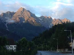 It is one of the most demanding climbs in professional road bicycle racing. Rennrad Super Giro Dolomiti 2016 Monte Zoncolan Tour 150613
