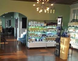 People usually have to stick their necks out to. Aveda Salon 78757 Garbo A Salon Spa In Austin