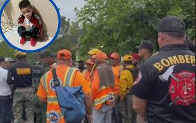 Miembros de Policía Nacional intensifica la búsqueda de niño desaparecido  en Jarabacoa - El Gigante