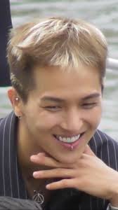 Mino Being The 1st Ever Kpop Idol To Walk The Paris Fashion Runway Backstage Winner