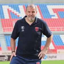 Γνωρίστε τους ανθρώπους που «χτίζουν» το μέλλον της Ακαδημίας μας με πάθος και όραμα! ΠΑΝΙΩΝΙΟΣ Γ.Σ.Σμύρνης - Αναπτυξιακά τμήματα Η Ακαδημία μας διαθέτει 21 συνολικά αναπτυξιακά τμήματα, από Κ6 ως και Κ16.