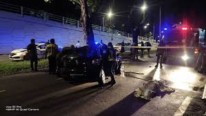 Lalu aku kembali masuk ke kamar,di kamar k0ntolku udah ngaceng berat.jam 11, rita asisten mamaku yang biasa jaga toko datang. Eksekutif Pemasaran Maut Kereta Langgar Pokok