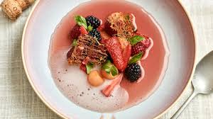 Makanan yang segar di siang hari. Nikmati Minuman Segar Siang Hari Kota Malang Di Tempat Ini Kaya Kuliner