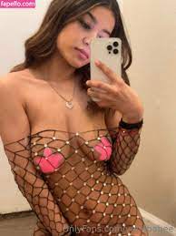 Isntagram aka Vanebabee  josselinxc.c Nude Leaked OnlyFans Photo #3 -  Fapello